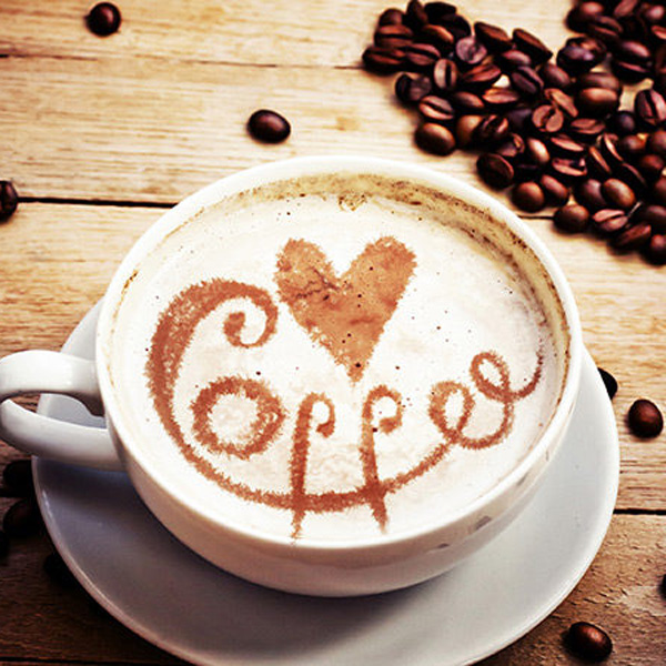 تزئین قهوه ریختن قهوه تزیین قهوه با کف شیر تزیین قهوه با سس شکلات وسایل تزیین قهوه اموزش شکل دادن روی قهوه کف روی قهوه تزیین نسکافه تزیین قهوه با پودر کاکائو و خامه عکس قهوه تلخ و کتاب برای پروفایل