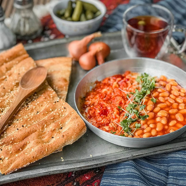 تزیین املت ساده تزیین املت با فلفل دلمه تزیین املت برای مدرسه تزیین املت گوجه تزیین نیمرو عکس املت ساده عکس املت گوجه انواع املت