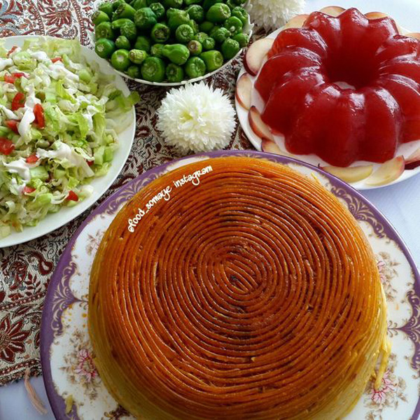 تزیین ته دیگ حصیری تزیین ته دیگ با نون لواش تزیین ته دیگ ماکارونی تزیین ته دیگ برنج با نان ‫تزیین ته دیگ سیب زمینی‬‎ ‫تزیین ته دیگ با نون لواش‬‎ ته دیگ برنج