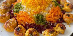 تزیین هویج پلو مجلسی با مرغ + تزیین برنج با هویج و زرشک