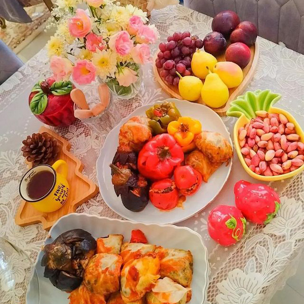 عکس تزیین میز پذیرایی عصرانه تزیین میز پذیرایی مهمان تزیین میز پذیرایی خواستگاری تزیین میز پذیرایی عروس پذیرایی عصرانه خوراکی برای دورهمی دوستانه