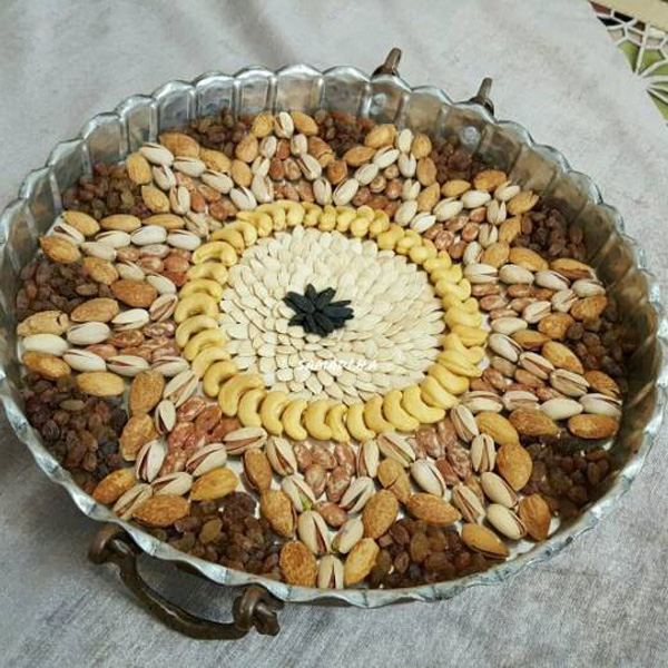 تزیین پسته شب یلدا تزیین پسته به شکل گل تزیین پسته خام تزیین پسته تازه تزیین پسته و گردو تزیین پسته عید تزیین پسته عروس تزیین با خلال پسته تزیین آجیل در تنگ شیشه ای
