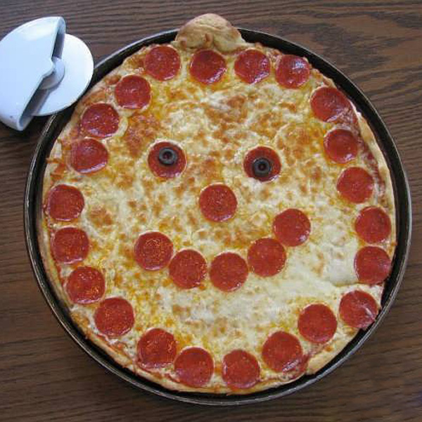 تزیین پیتزا ساده تزیین پیتزا خانگی تزیین پیتزا برای بچه ها عکس پیتزا در رستوران مواد لازم برای تزیین پیتزا نحوه تزیین پیتزا تزیین پیتزا برای مهمانی تزیین پیتزا پیراشکی