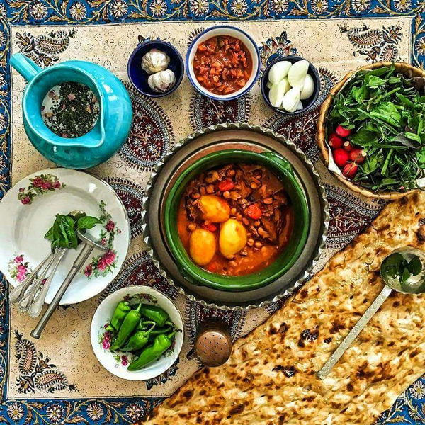 راز خوشمزه شدن آبگوشت نی نی سایت چه ادویه ای ابگوشت را خوشمزه میکند آبگوشت مشتی ریختن نعناع خشک در آبگوشت دورچین آبگوشت لوبیا و زعفران در آبگوشت لوبیا چشم بلبلی و لیمو عمانی در آبگوشت چوب دارچین و برگ بو در آبگوشت چاشنی آبگوشت اویشن و سماق در ابگوشت توی ابگوشت چی میریزن