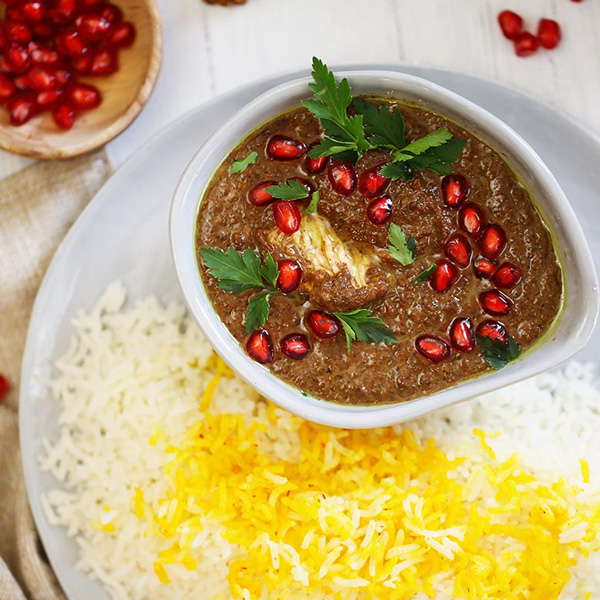 فوت و فن خورش فسنجان با گوشت ریختن سیب در فسنجان نی نی سایت نکات فسنجون مجلسی رب انار فسنجون کی بریزیم غلیظ شدن فسنجون نی نی سایت آرد در فسنجان نکات فسنجون مجلسی طرز تهیه فسنجون برای دو نفر فسنجون به صرفه