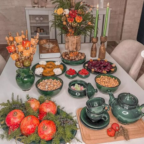 خوراکی های شب یلدا برای عروس عکس چیز های شب یلدا کیک شب یلدا خوراکی های شب یلدا نی نی سایت لیست وسایل شب یلدا میوه های شب یلدا خوراکی های شب یلدا نماد چیست خوراکی های شب یلدا برای مدرسه
