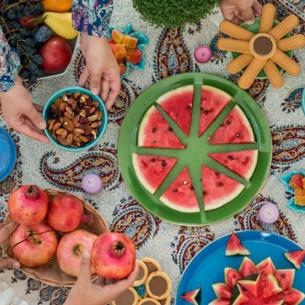 خوراکی های شب یلدا برای عروس عکس چیز های شب یلدا کیک شب یلدا خوراکی های شب یلدا نی نی سایت لیست وسایل شب یلدا میوه های شب یلدا خوراکی های شب یلدا نماد چیست خوراکی های شب یلدا برای مدرسه