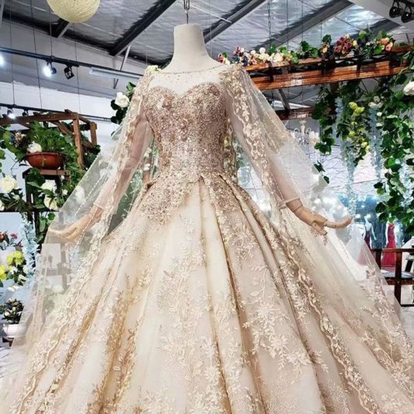 مدل لباس عروس جدید در تهران ۱۴۰۰ لباس عروس ایرانی جدید مدل لباس عروس پرنسسی جدید زیباترین لباس عروس دنیا لباس عروس مجلسی مدل لباس عروس ایرانی مدل لباس عروس پف دار