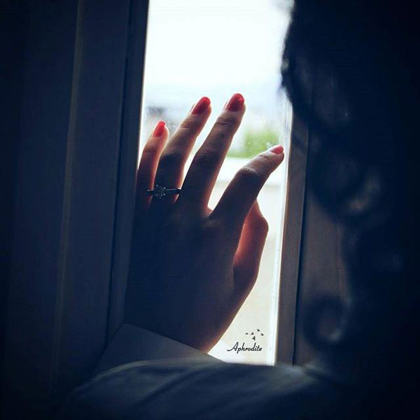 دختر غمگین عاشق دختر غمگین و تنها عکس پروفایل غمگین دخترانه فانتزی عکس دختر غمگین بدون متن عکس دختر غمگین و گریان با متن عکس پروفایل واتساپ غمگین بدون متن عکس دختر غمگین در شب عکس دختر تنها و غمگین