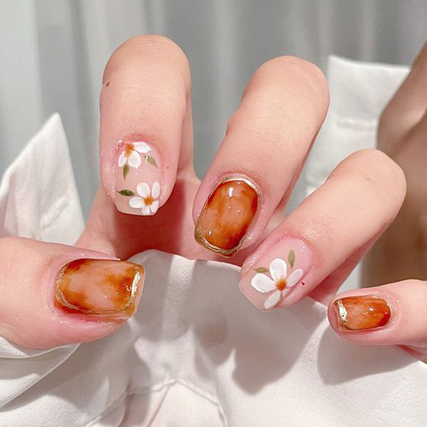 طراحی ناخن ساده و شیک طراحی ناخن اسپرت شیک طراحی ناخن جدید طراحی ناخن دخترانه طراحی ناخن پاییزی طراحی لاکچری ناخن طراحی ناخن بهاری