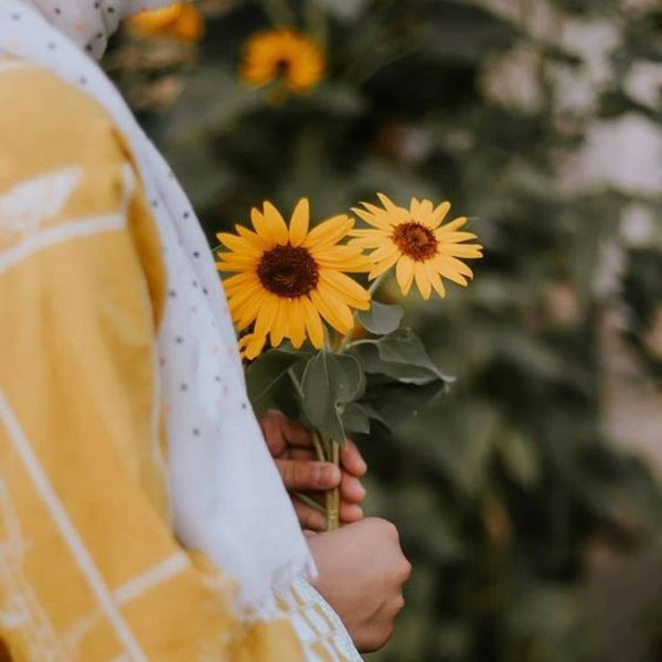 عکس پروفایل چهره دختر عکس چهره زن زیبا عکس دختر چهره نامعلوم برای پروفایل عکس چهره زیبا عکس پروفایل چهره نامعلوم پسرانه عکس دختر از نیم رخ با شال عکس چهره دختر فیک عکس بدون چهره عکس چهره برای پروفایل اینستا