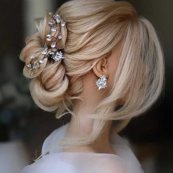 زیباترین شینیون جهان مدل شینیون لاکچری عروس مدل شینیون شیک و ساده مدل شینیون ساده و شیک جدید مدل شینیون نیمه باز اروپایی شینیون ساده و شیک اروپایی  مدل شینیون جدید ۱۴۰۱ مدل شینیون اروپایی جدید
