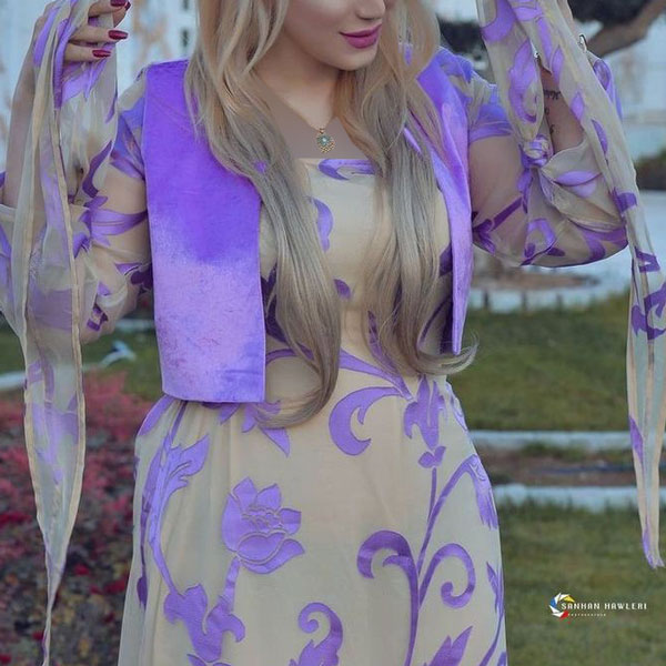 مدل لباس کردی جدید در اینستا  مدل لباس کردی مهابادی مدل لباس کردی جدید ارومیه کانال مدل لباس کردی زنانه سنندج مدل لباس کردی جدید ۱۴۰۰ مدل لباس کردی جدید پولکی جدیدترین مدل لباس کردی سنندجی مدل لباس کردی جدید در اینستا دخترانه