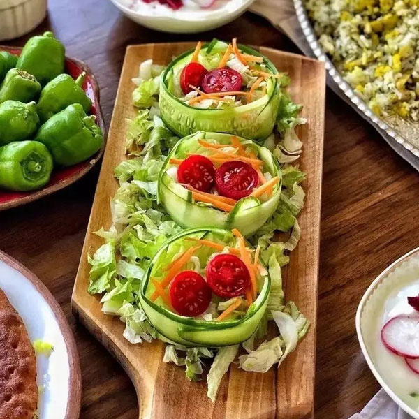 تزیین سالاد برای مهمانی جدید تزیین سالاد برای مهمانی ساده تزیین سالاد کاهو و خیار و گوجه و هویج تزیین سالاد کاهو در ظرف گرد تزیین سالاد عروس تزیین سالاد کاهو در ظرف مستطیل تزیین سالاد کاهو و کلم تزیین سالاد ساده و شیک
