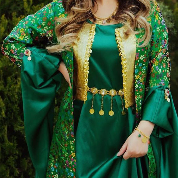 مدل لباس کردی جدید پولکی مدل لباس کردی جدید در اینستا مدل لباس کردی مهابادی مدل لباس کردی جدید ارومیه عکس لباس عروس کردی سفید مدل لباس عروس کردی ارومیه لباس کردی عروس اینستاگرام مدل لباس کردی عروس بوکانی