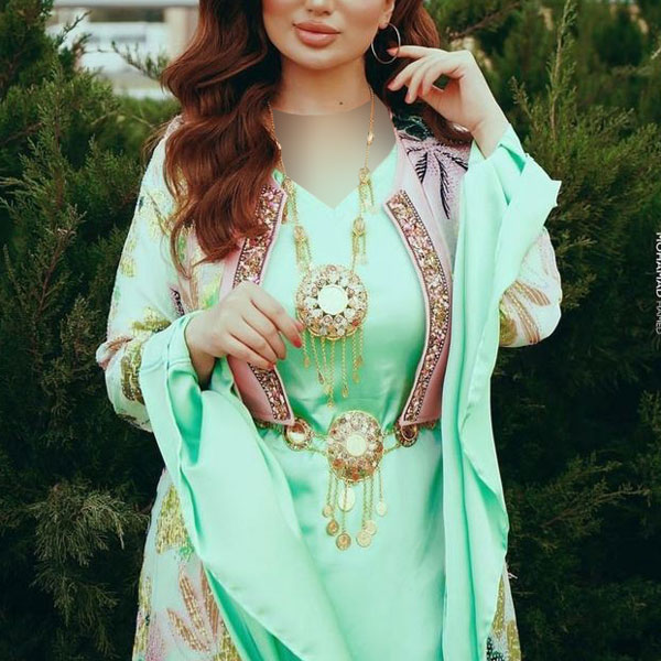مدل لباس کردی جدید در اینستا مدل لباس کردی جدید پولکی پارچه لباس کردی جدید مدل لباس کردی جدید ۱۴۰۰ لباس کردی مشکی طلایی مدل لباس کردی مهابادی