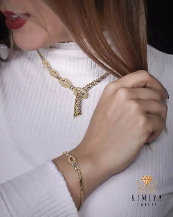 سرویس طلا جدید بدون نگین سرویس طلا عروس ۱۴۰۲ سرویس طلا عروس جدید سرویس طلا اسپرت زنانه سرویس طلا تا ۸ میلیون نیم ست طلا جدید عروس