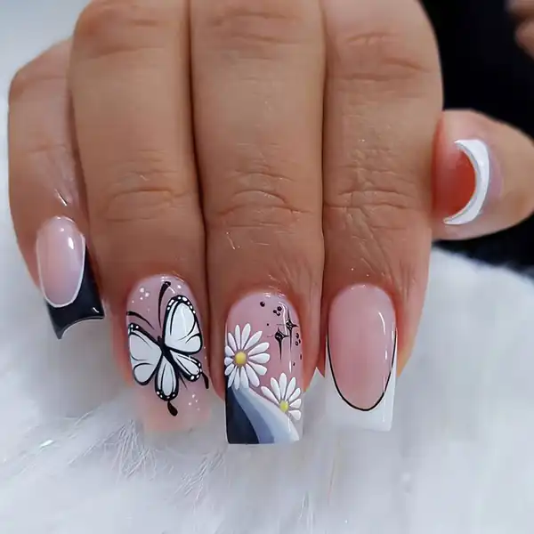 مدل ناخن پروانه ای