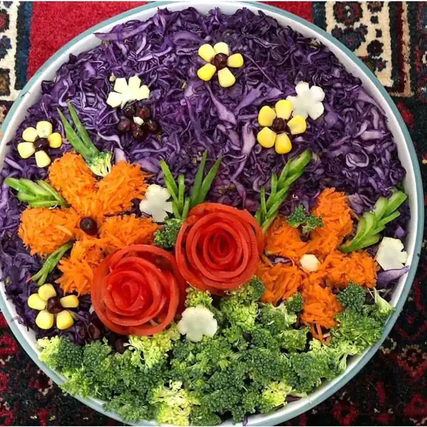 تزیین سالاد با کلم بروکلی