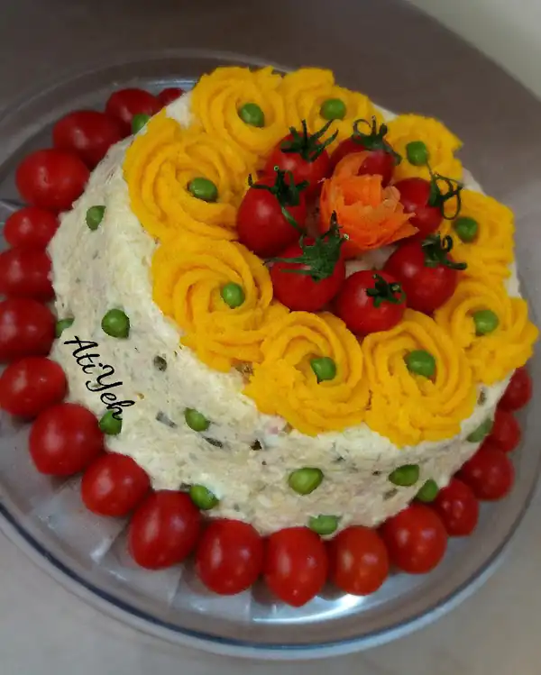 تزیین سالاد الویه برای تولد