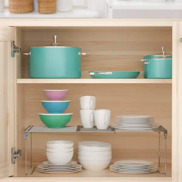 طرز صحیح چیدمان داخل کابینت