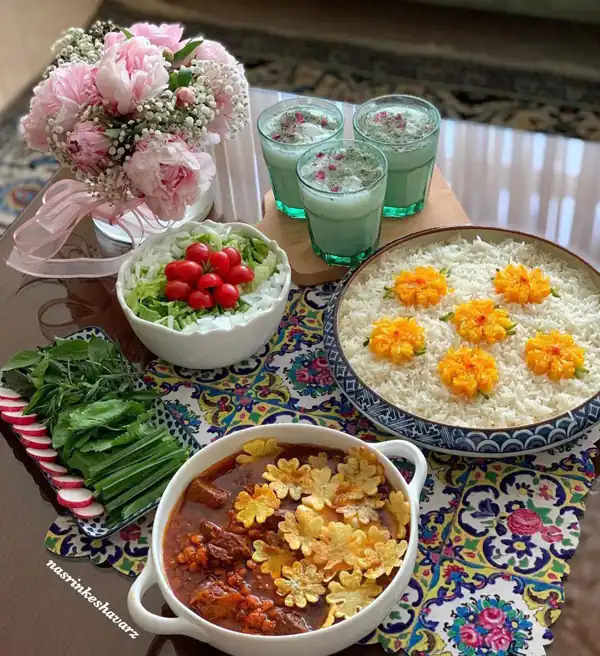 سفره آرایی میز شام