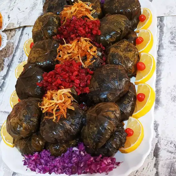 تزیین دلمه برای مهمانی
