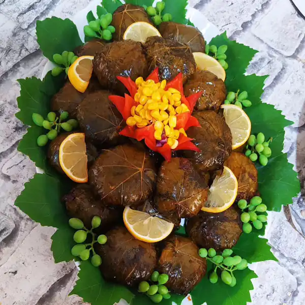 تزیین دلمه برای مهمانی