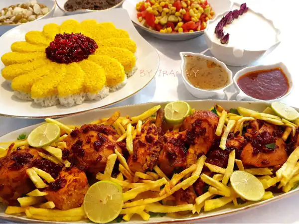 تزیین غذا برنج و مرغ