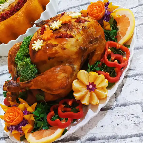 تزیین غذا و سالاد و ماست