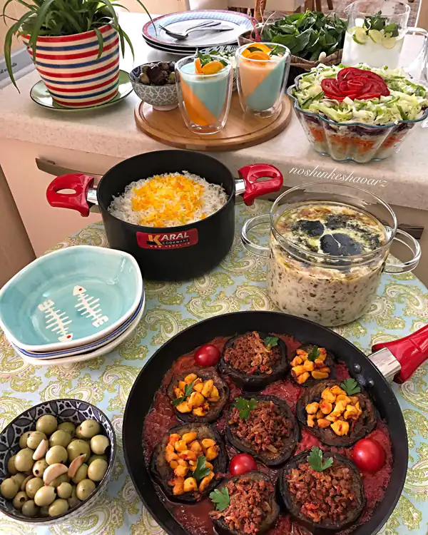 تزیین غذا و سفره آرایی