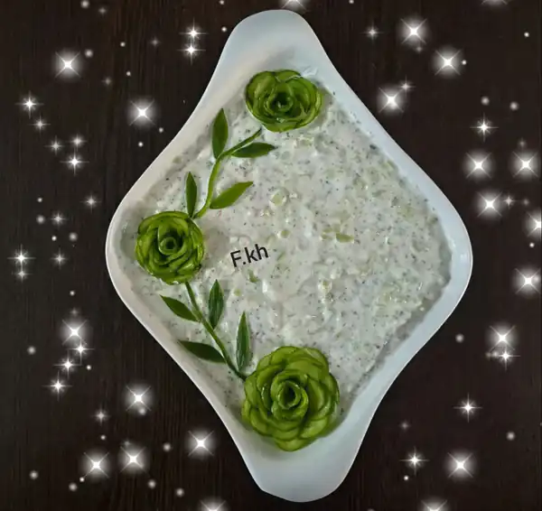 تزیین ماست و خیار مجلسی