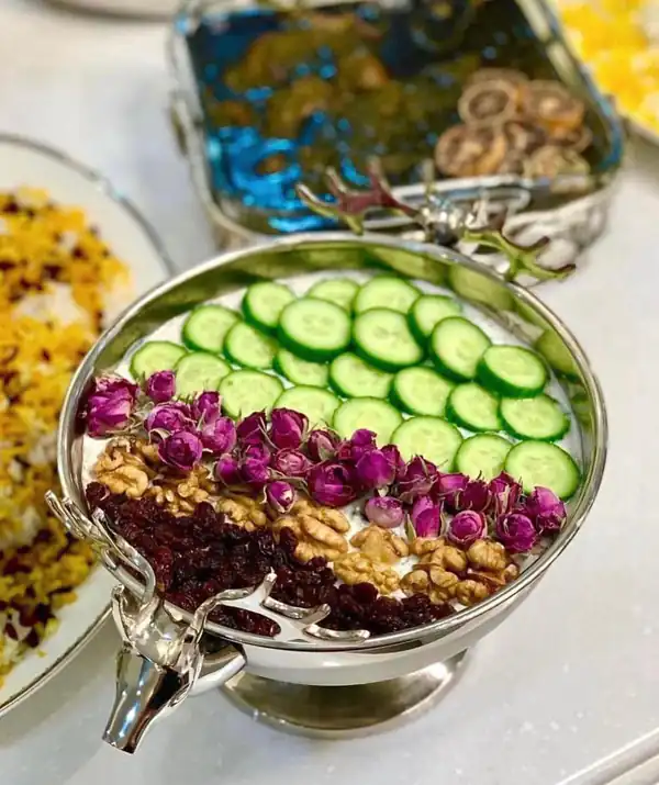 تزیین ماست مجلسی