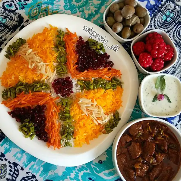 تزیین پلو با زرشک
