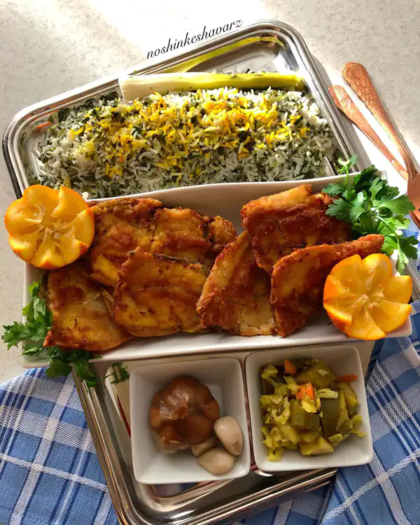 تزیین سبزی پلو با ماهی