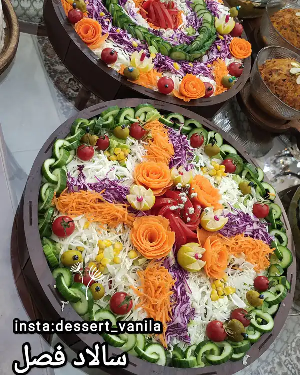 تزیین سالاد فصل با گوجه گیلاسی