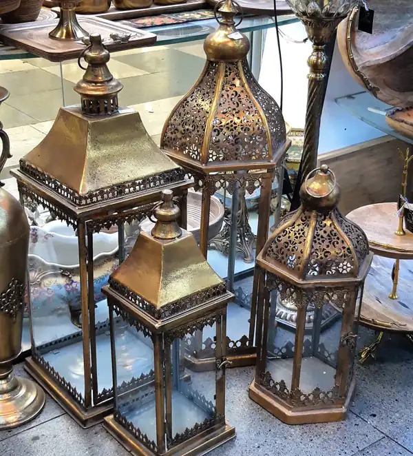 مدل فانوس کنار سالنی