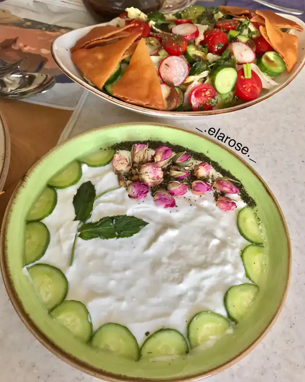 تزیین ماست شیک