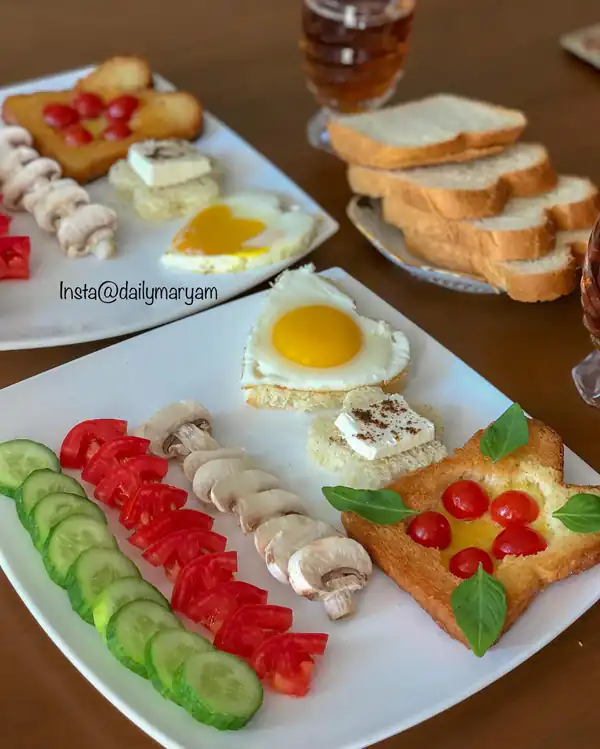 چیدمان میز صبحانه شیک