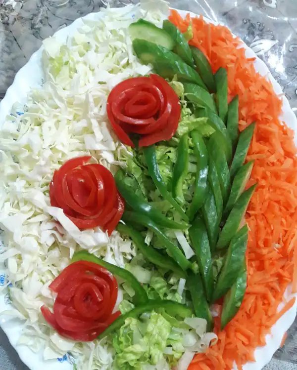 ایده برای تزیین سالاد