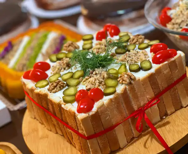 تزیین برای کیک مرغ