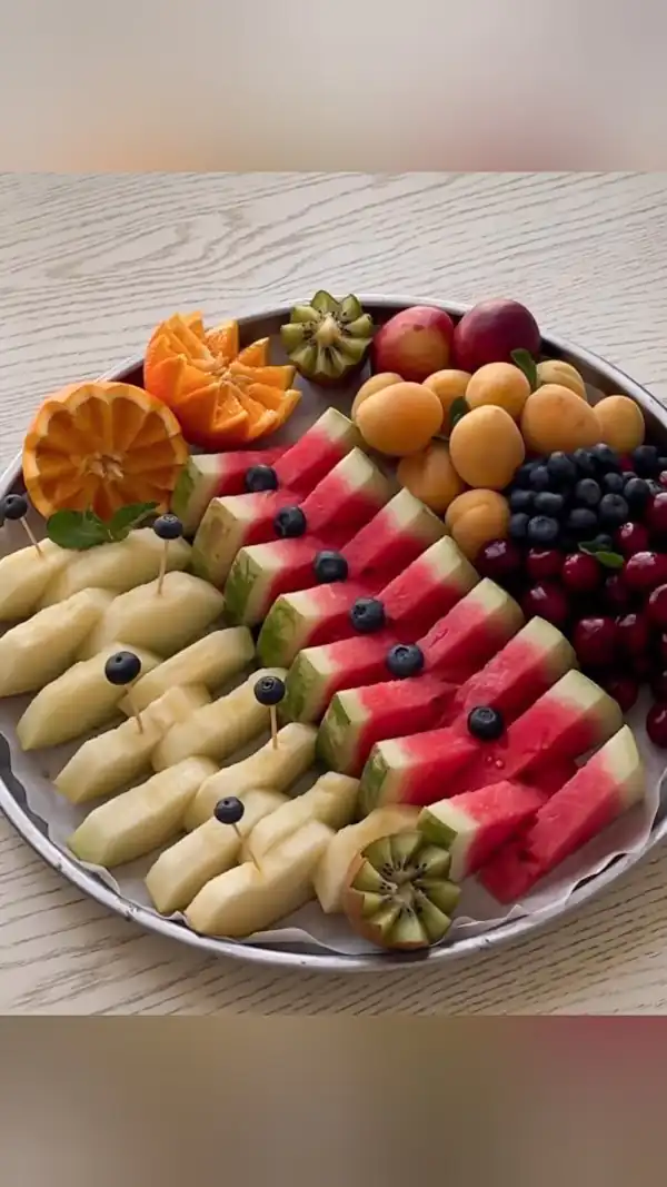 تزیین هندوانه شب یلدا ساده