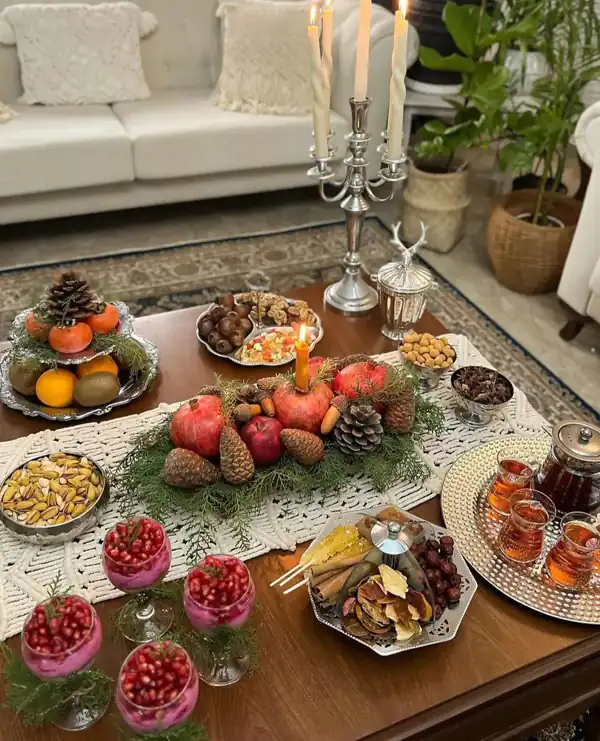 تزیین شب یلدایی ساده