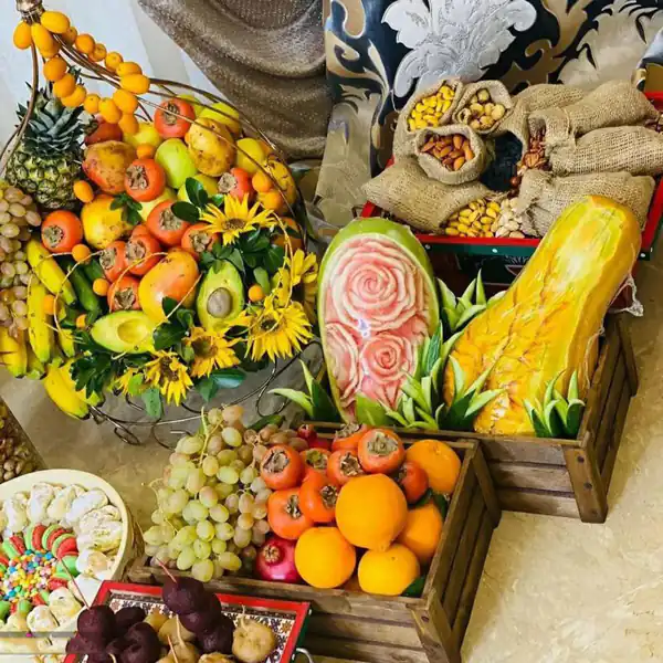 تزیین میوه شب یلدا برای عروس