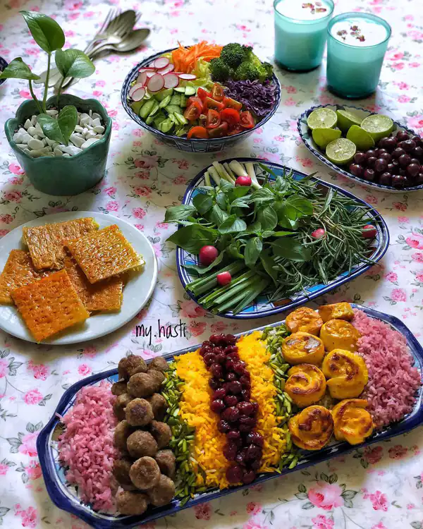 تزیین انواع غذا و سالاد