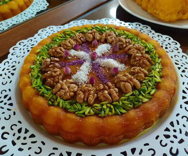 تزیین کیک اسفنجی