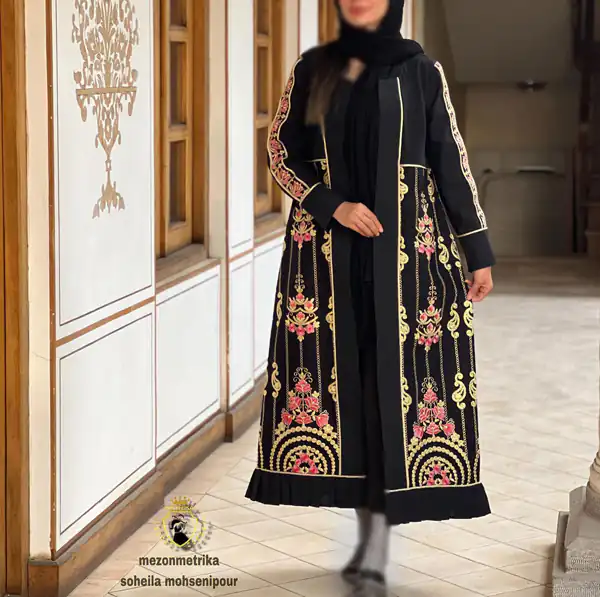 مدل مانتو گلدوزی مشکی
