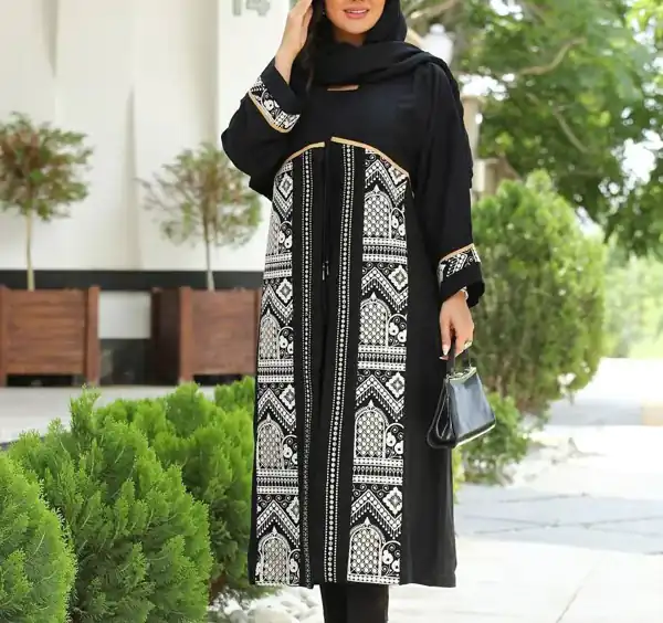 مدل مانتو گلدوزی مشکی
