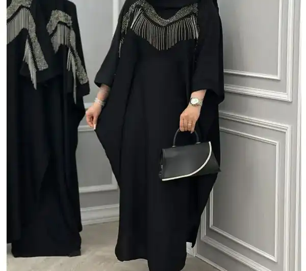 مدل مانتو سال ۱۴۰۴ بلند
