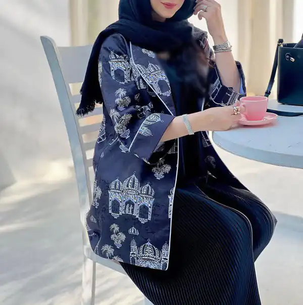 مدل مانتو زنانه با پارچه طرح دار